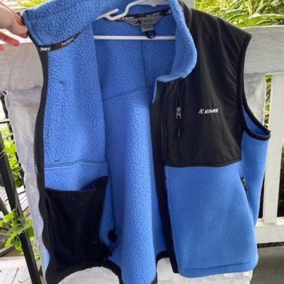 EMS Womens Eastern Mountain Sports Blue/Black Vest - Picture 2 of 7